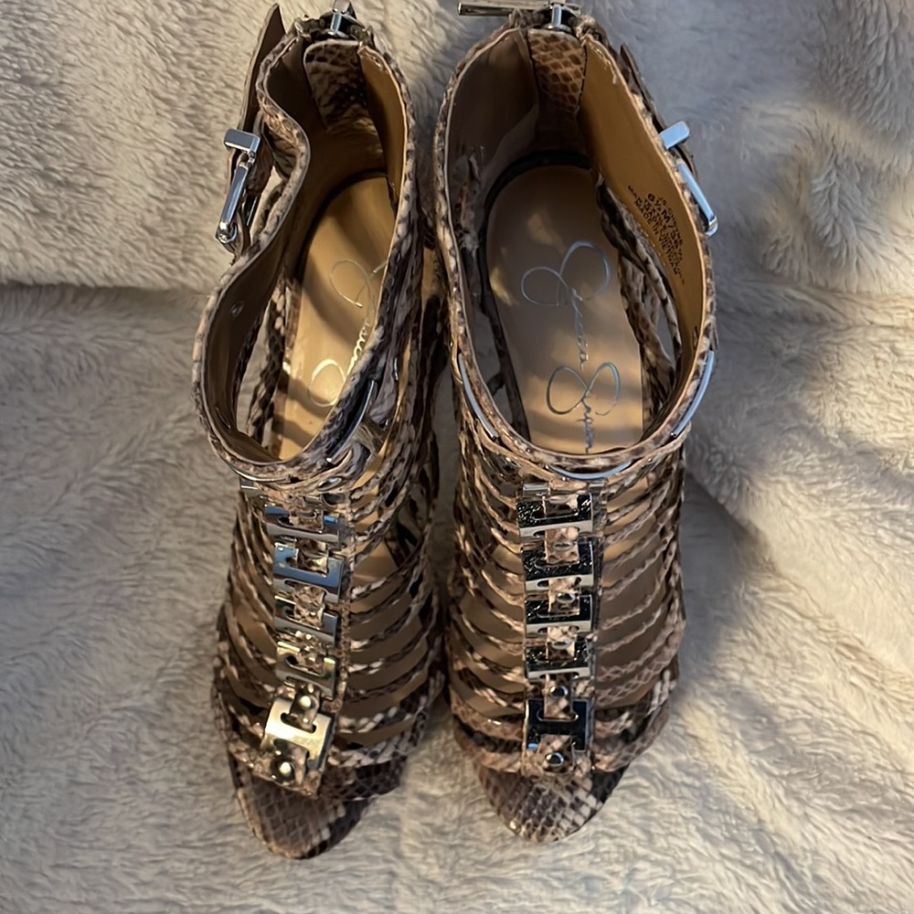 Jessica Simpson heels - Picture 7 of 7